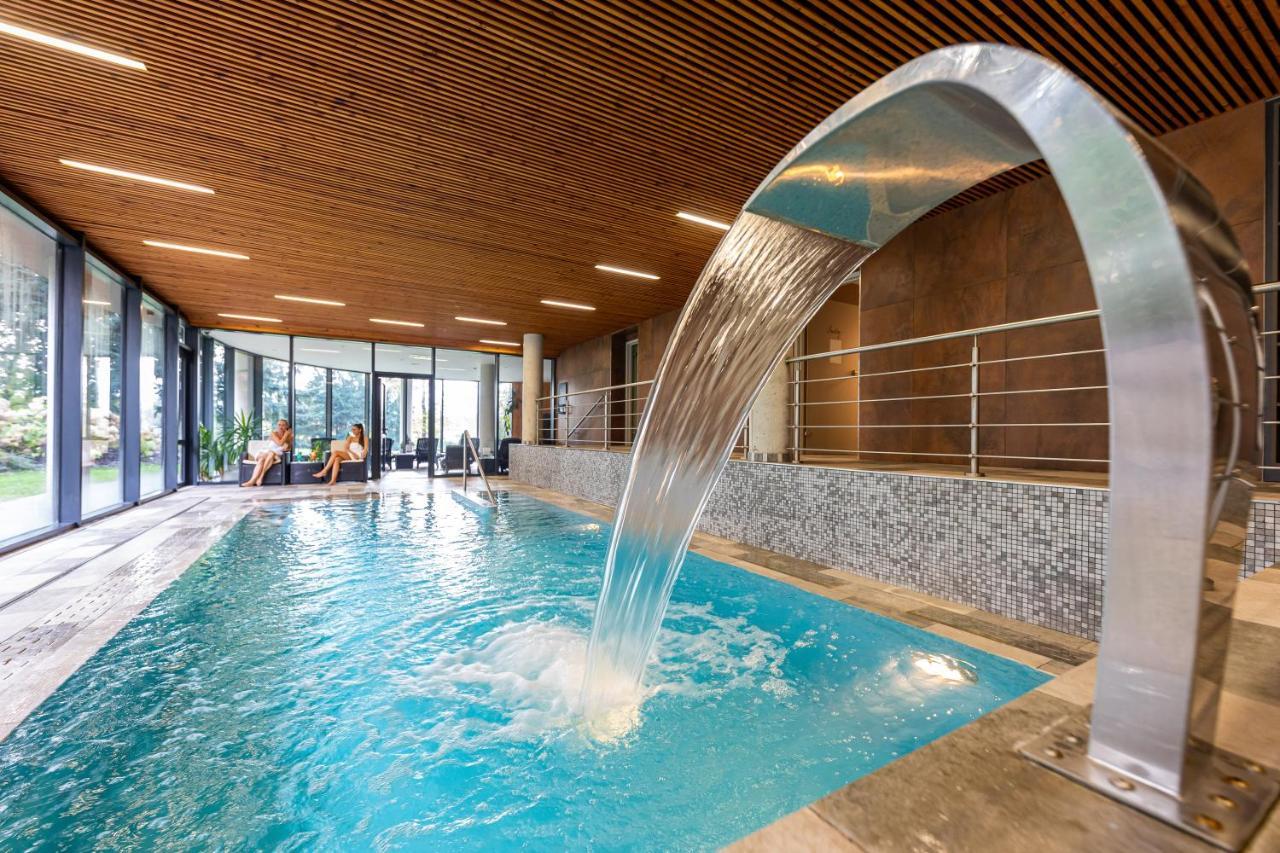 Wellness&Spa hotel Villa Regenhart Jeseník Exterior foto